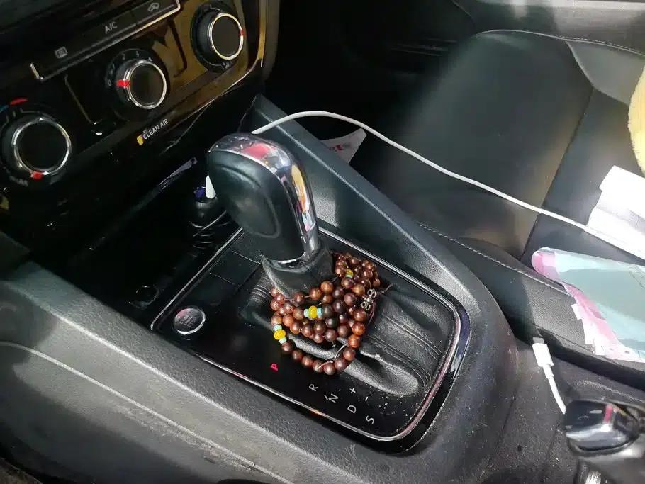 2018 Volkswagen Sagitar 1.6L Automatic Comfort Model — миниатюра 16