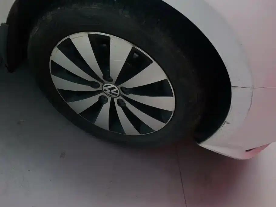 2018 Volkswagen Sagitar 1.6L Automatic Comfort Model — миниатюра 6
