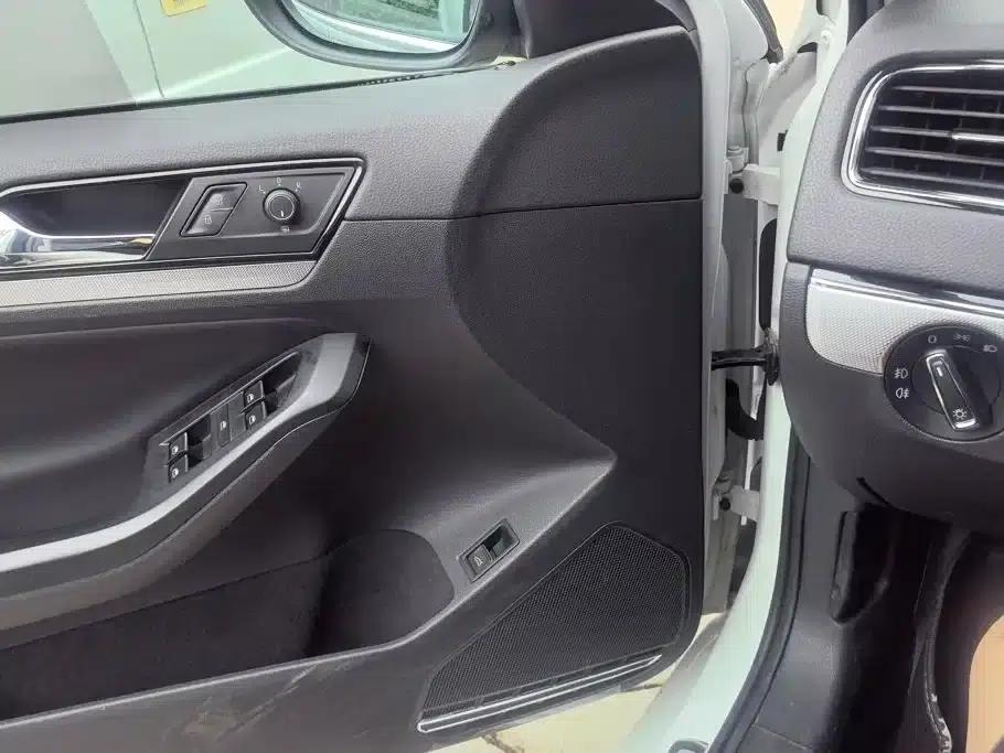 2018 Volkswagen Sagitar 280TSI DSG Comfort — миниатюра 7