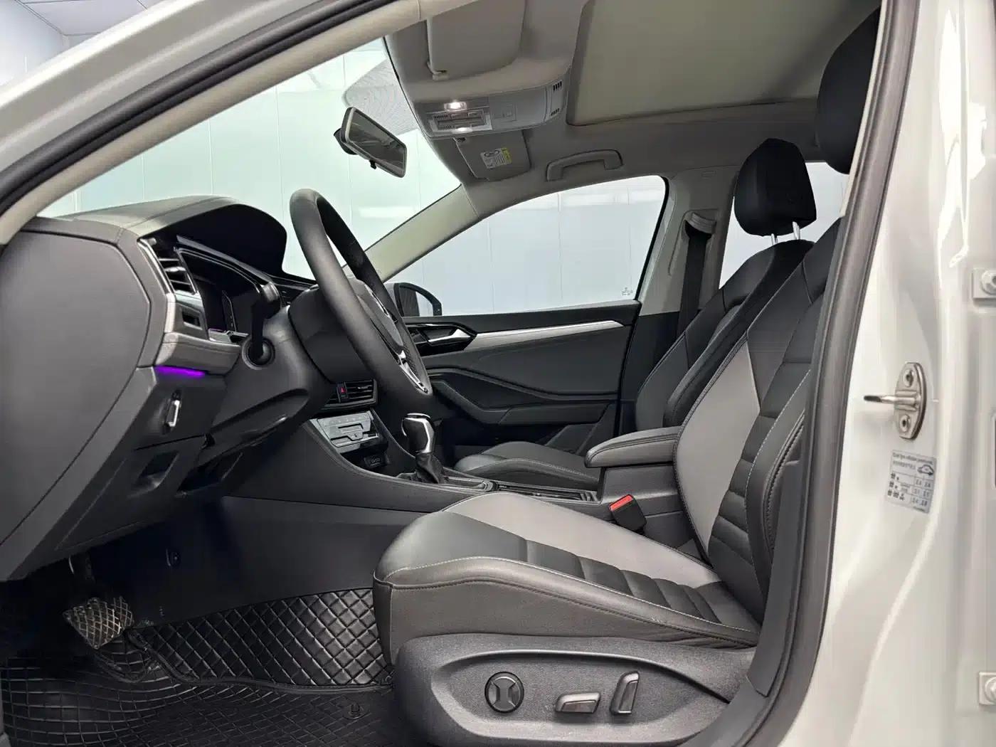 2022 Volkswagen Sagitar 280TSI DSG Excellence Edition — миниатюра 4
