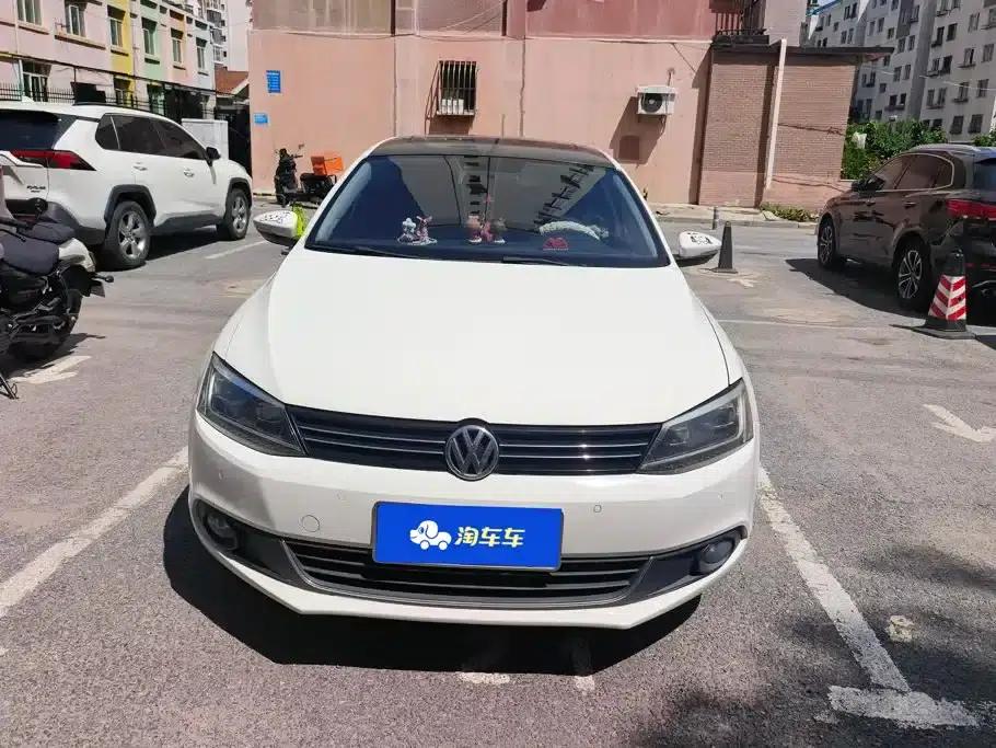 2014 Volkswagen Sagitar Facelift 1.4TSI Automatic Luxury — миниатюра 2