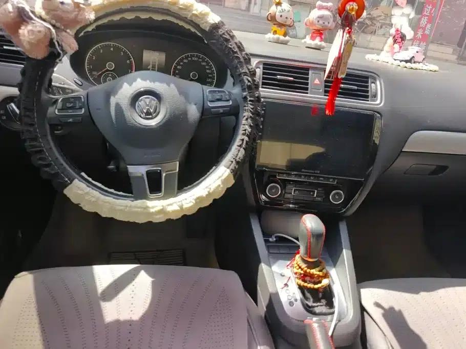 2014 Volkswagen Sagitar Facelift 1.4TSI Automatic Luxury — миниатюра 12