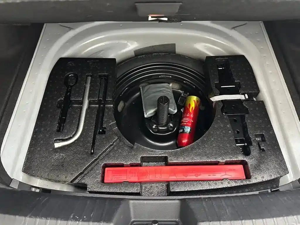 2022 Volkswagen Sagitar 280TSI DSG Flying Edition — миниатюра 11