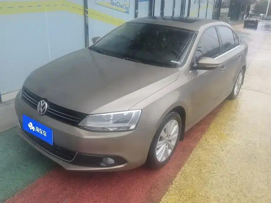 2014 Volkswagen Sagitar 1.4TSI Automatic Luxury — миниатюра 1