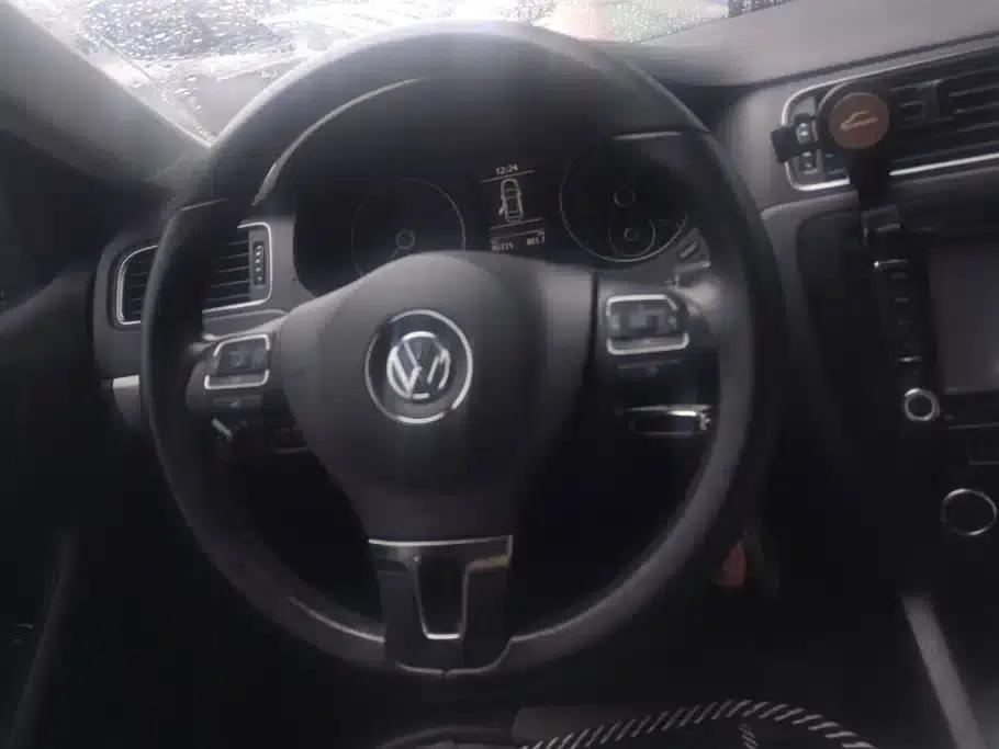 2014 Volkswagen Sagitar 1.4TSI Automatic Luxury — миниатюра 15