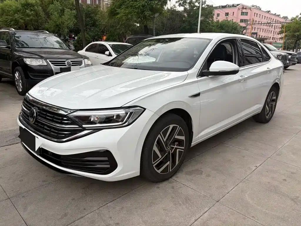 2023 Volkswagen Sagitar 300TSI DSG Super Edition — миниатюра 1
