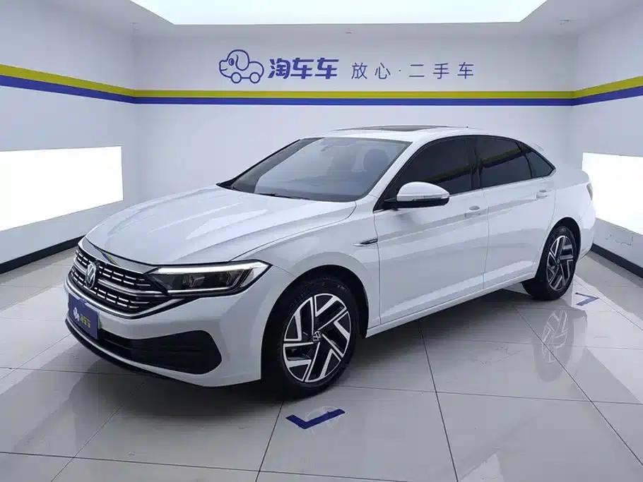2024 Volkswagen Sagitar 300TSI DSG Flying Edition — миниатюра 1