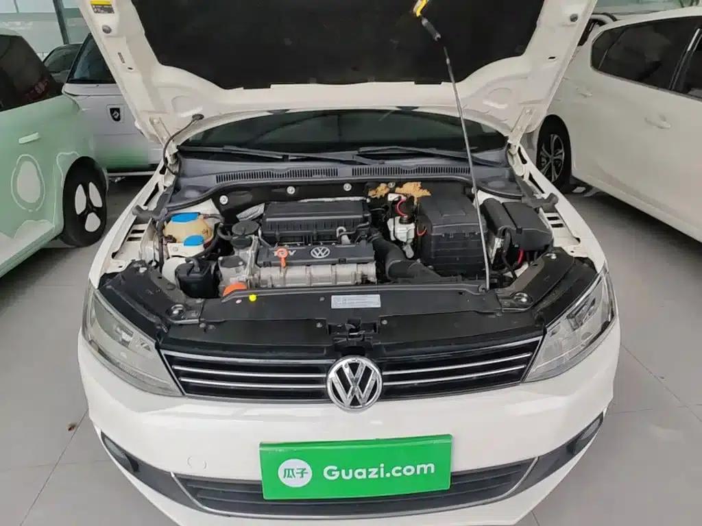 2014 Volkswagen Sagitar Facelift 1.6L Automatic Comfort Model — миниатюра 20