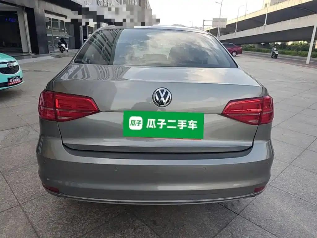 2015 Volkswagen Sagitar 1.6L Automatic Comfort Model — миниатюра 6