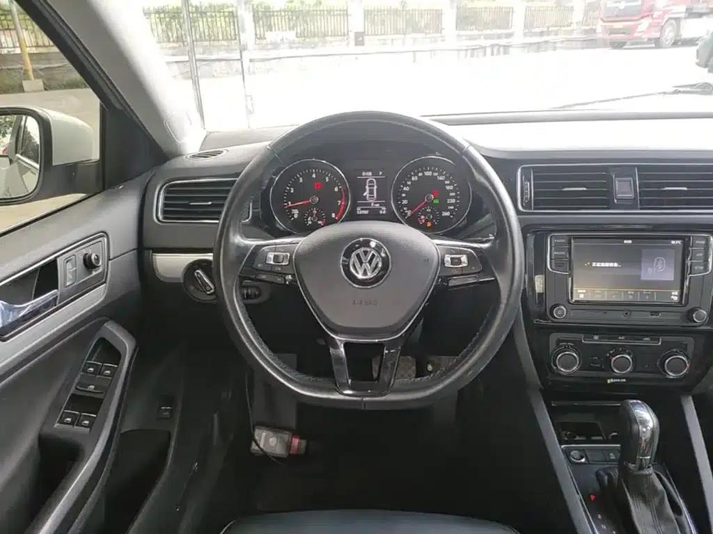 2018 Volkswagen Sagitar 280TSI DSG Dynamic Edition — миниатюра 11