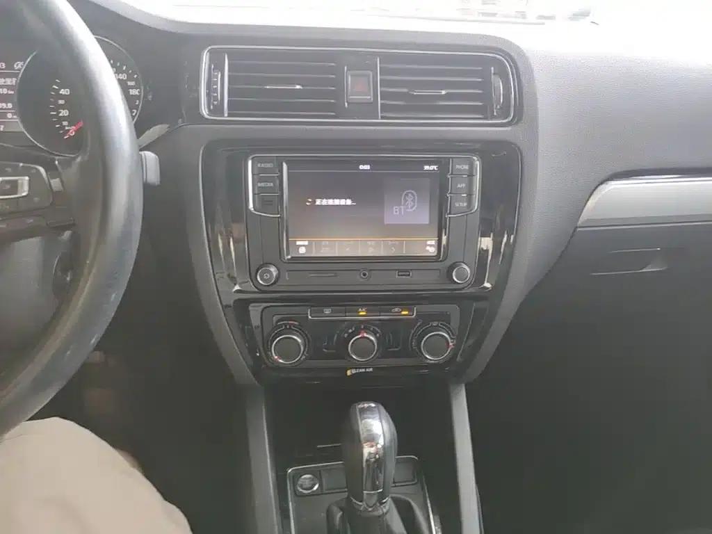 2018 Volkswagen Sagitar 280TSI DSG Dynamic Edition — миниатюра 13