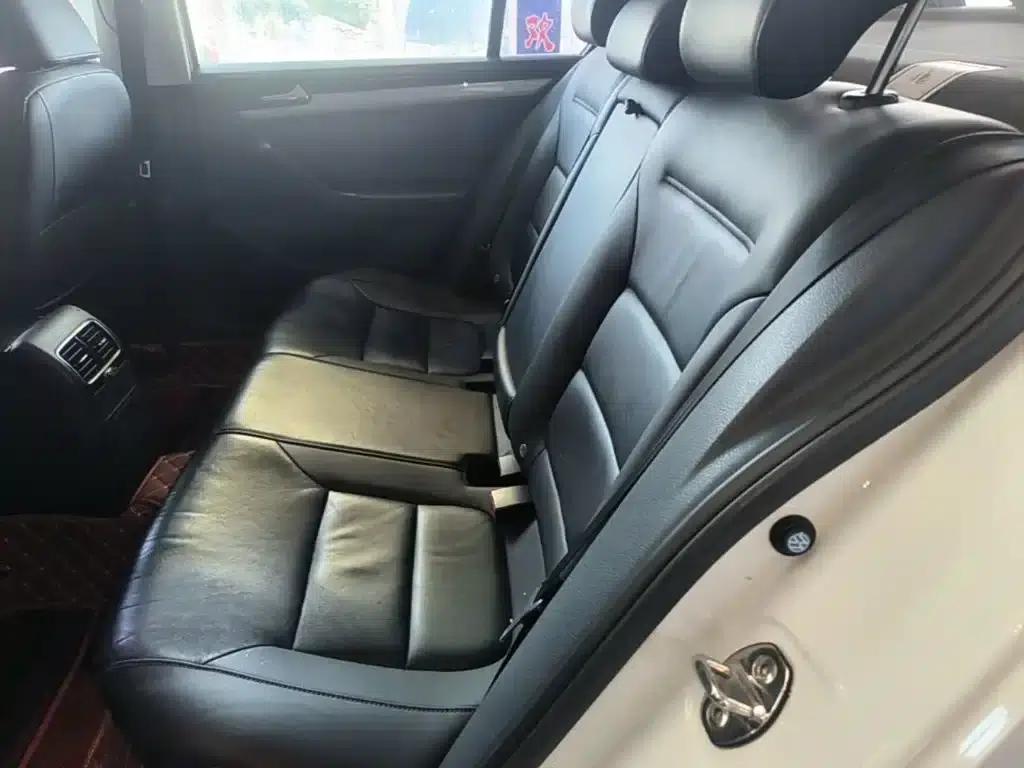 2017 Volkswagen Sagitar 1.6L Automatic Comfort Edition — миниатюра 17