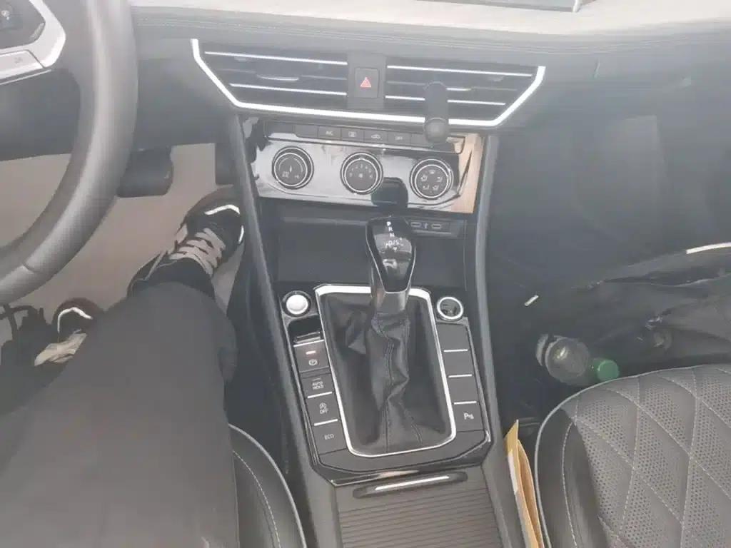 2023 Volkswagen Sagitar 300TSI DSG Super Edition — миниатюра 14