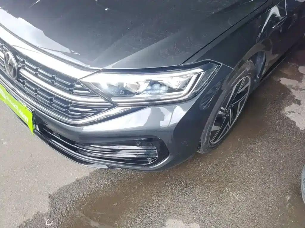 2023 Volkswagen Sagitar 300TSI DSG Super Edition — миниатюра 24