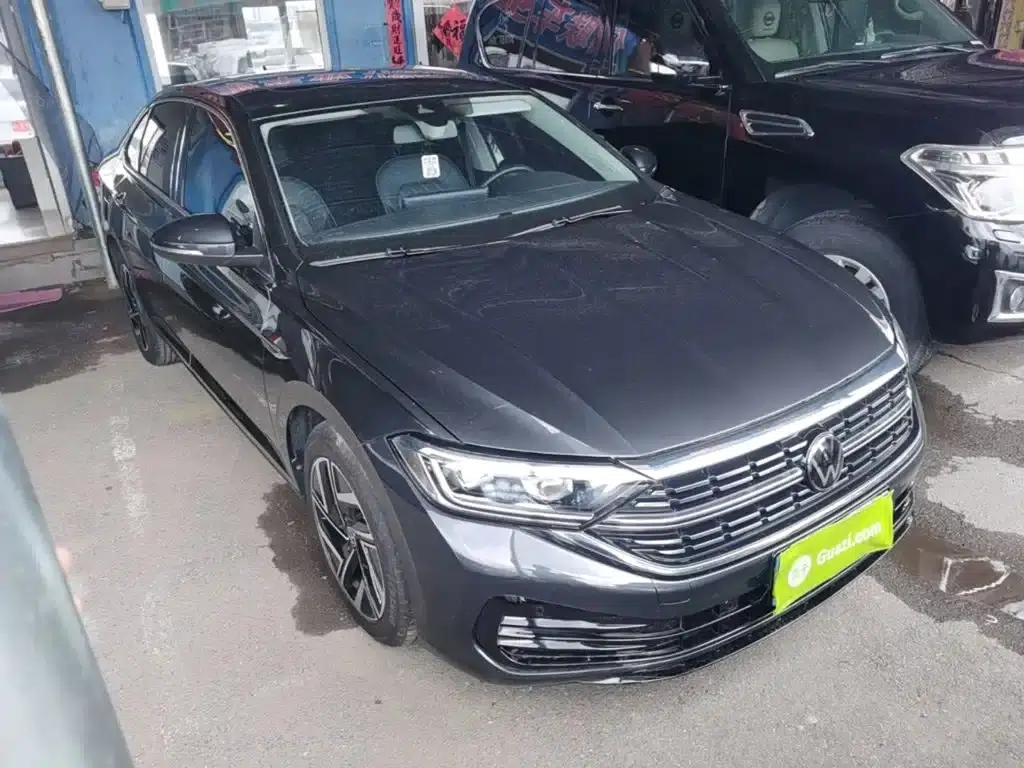 2023 Volkswagen Sagitar 300TSI DSG Super Edition — миниатюра 4