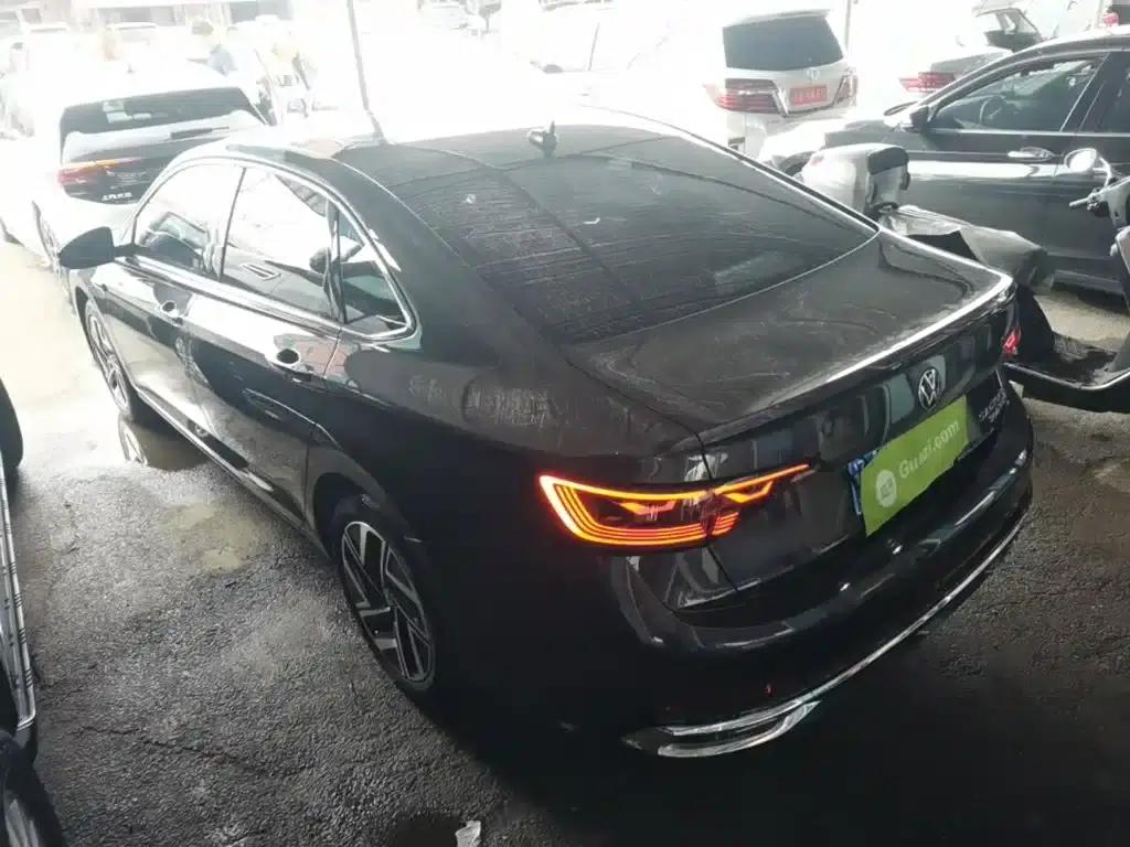 2023 Volkswagen Sagitar 300TSI DSG Super Edition — миниатюра 5