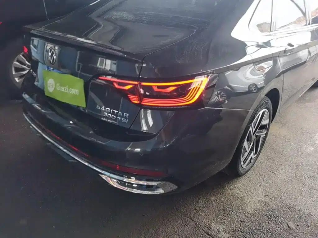 2023 Volkswagen Sagitar 300TSI DSG Super Edition — миниатюра 8