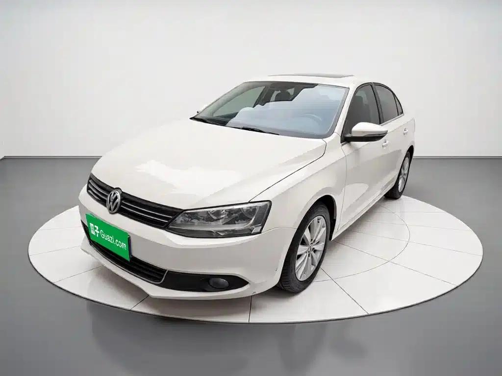 2014 Volkswagen Sagitar Facelift 1.6L Automatic Comfort Model — миниатюра 2