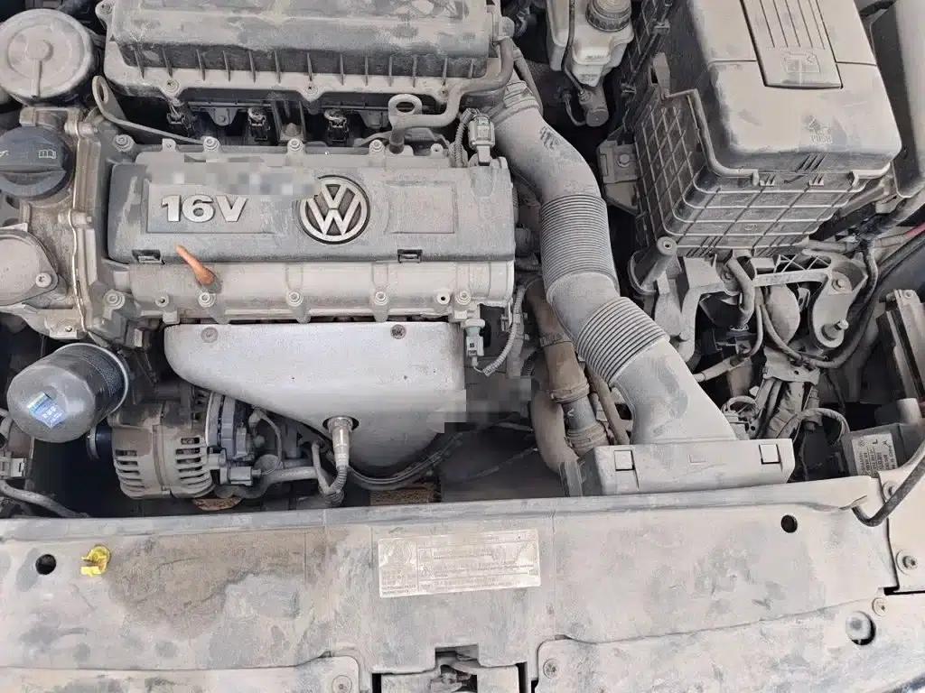 2014 Volkswagen Sagitar Facelift 1.6L Automatic Comfort Model — миниатюра 11