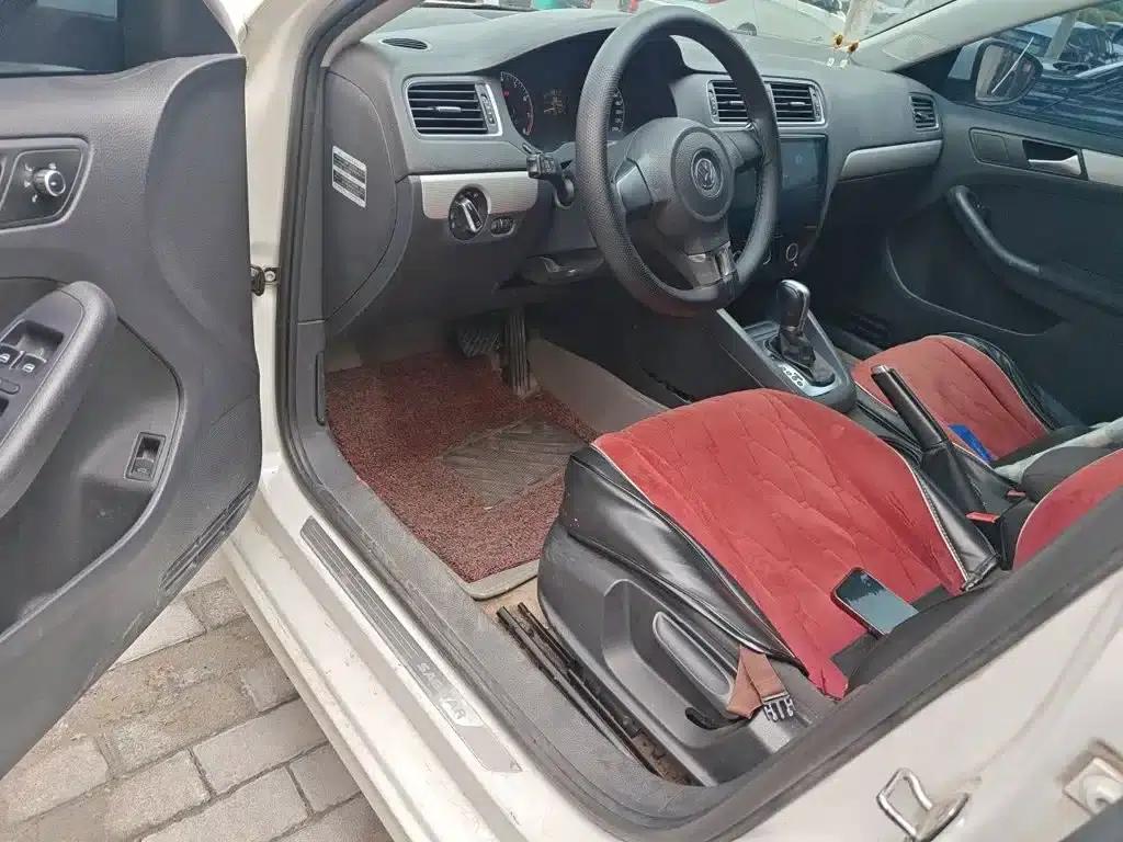 2014 Volkswagen Sagitar Facelift 1.6L Automatic Comfort Model — миниатюра 14