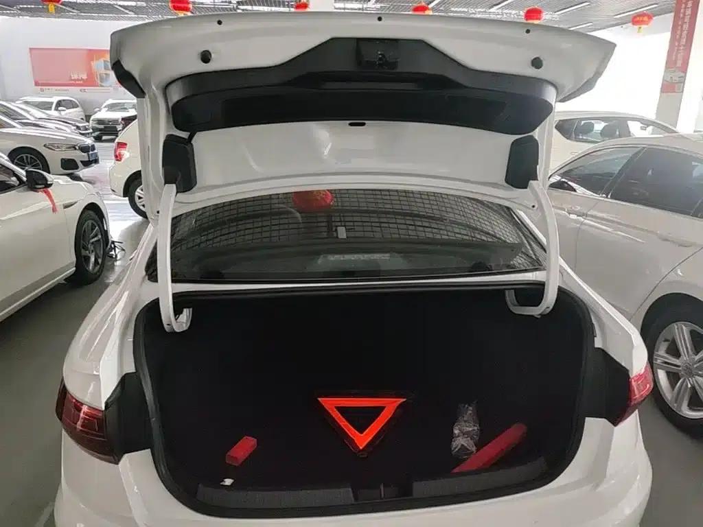 2021 Volkswagen Sagitar 280TSI DSG Comfort Smart Edition — миниатюра 19