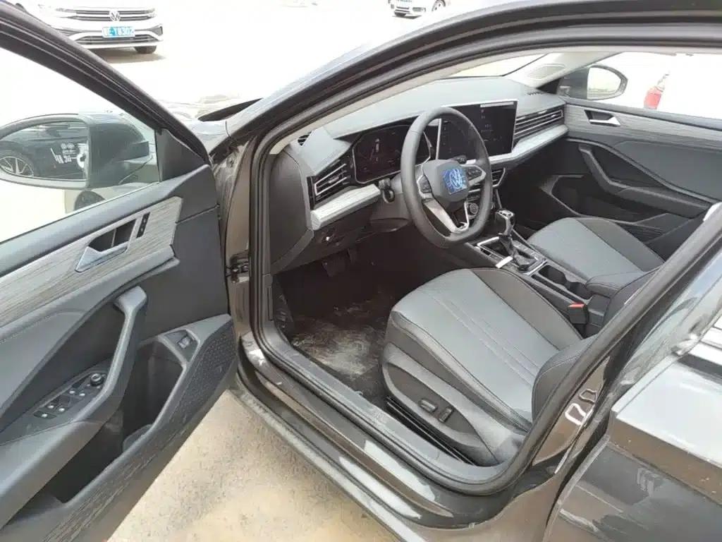 Sagitar 2026 30 Million Unit Selection Edition 300TSI DSG Super Edition — миниатюра 16