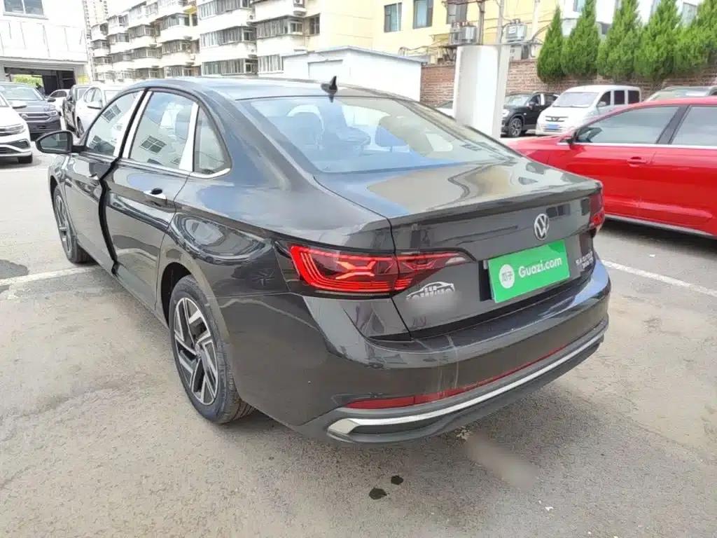 Sagitar 2026 30 Million Unit Selection Edition 300TSI DSG Super Edition — миниатюра 5
