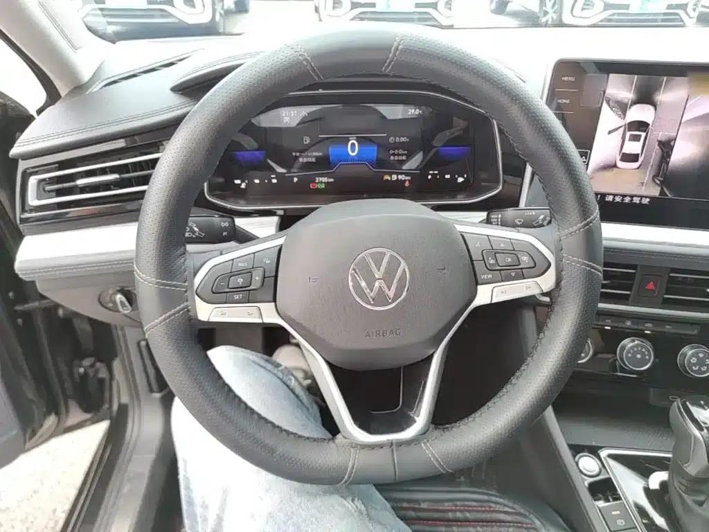Sagitar 2026 30 Million Unit Selection Edition 300TSI DSG Super Edition — миниатюра 11