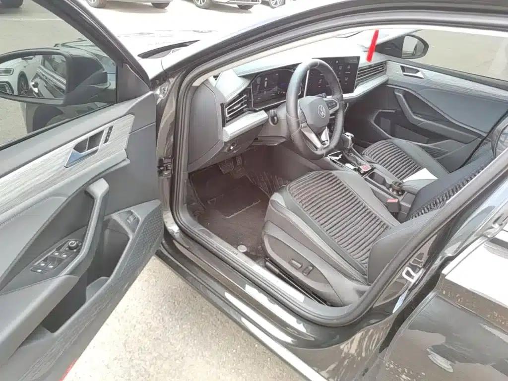 Sagitar 2026 30 Million Unit Selection Edition 300TSI DSG Super Edition — миниатюра 16