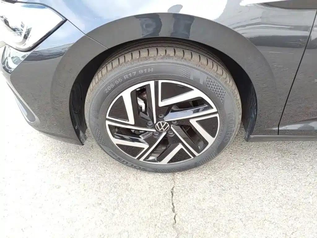 Sagitar 2026 30 Million Unit Selection Edition 300TSI DSG Super Edition — миниатюра 23