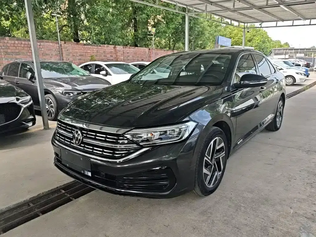 2023 Volkswagen Sagitar 300TSI DSG Super Edition — миниатюра 2