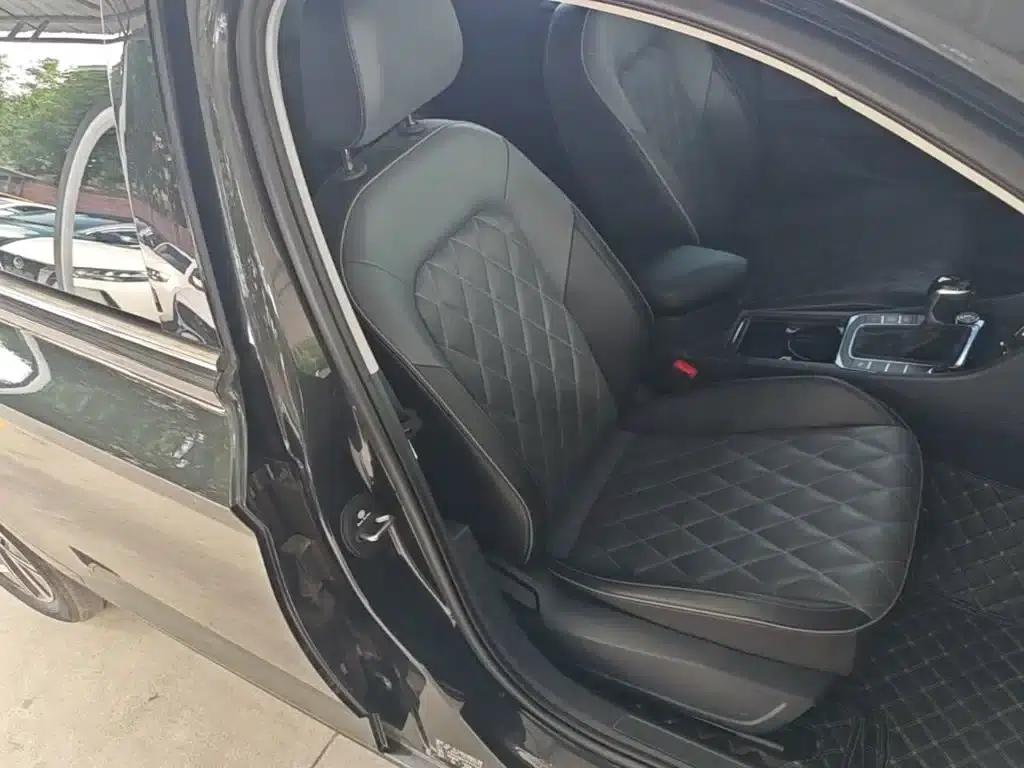 2023 Volkswagen Sagitar 300TSI DSG Super Edition — миниатюра 25