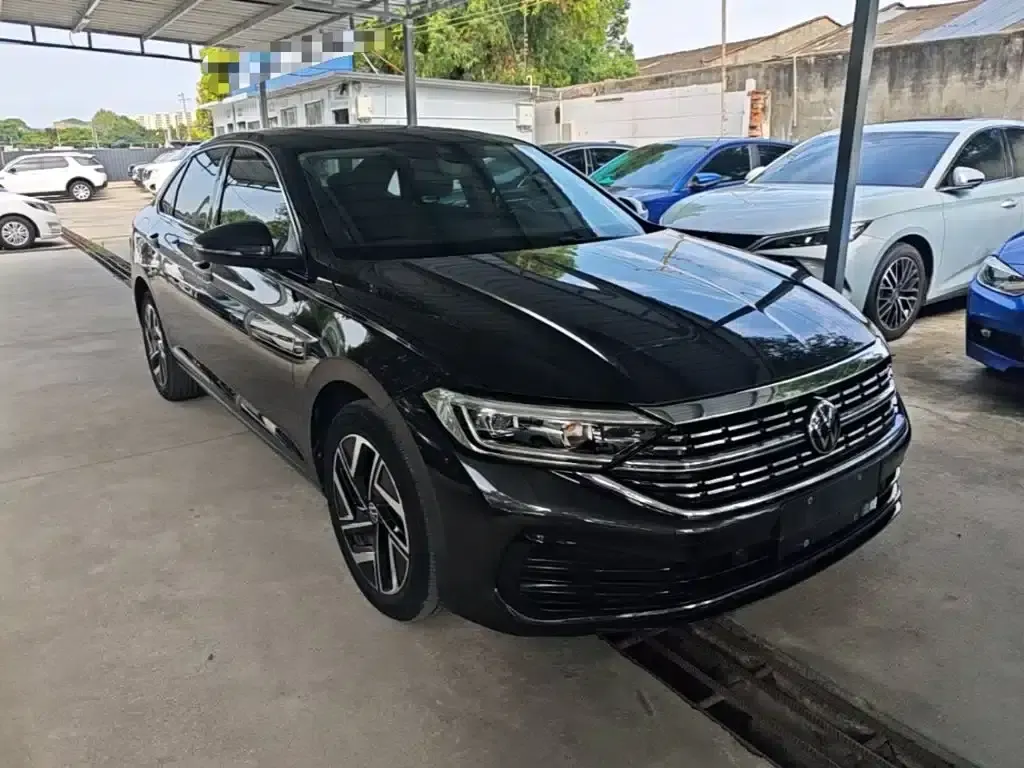 2023 Volkswagen Sagitar 300TSI DSG Super Edition — миниатюра 4