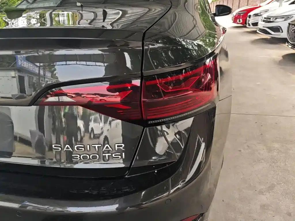 2023 Volkswagen Sagitar 300TSI DSG Super Edition — миниатюра 8