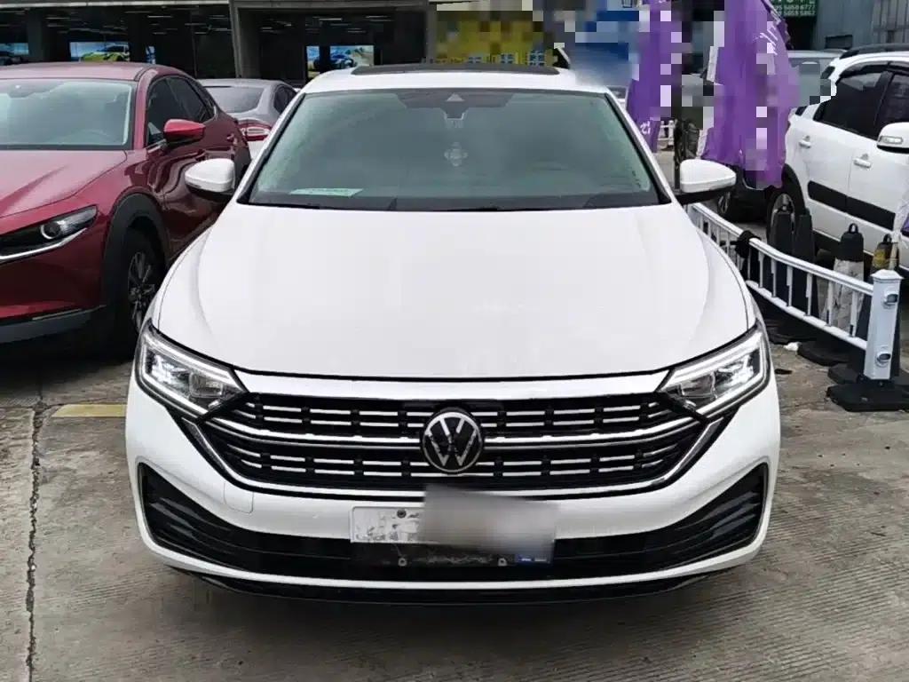 2023 Volkswagen Sagitar 300TSI DSG Super Edition — миниатюра 3