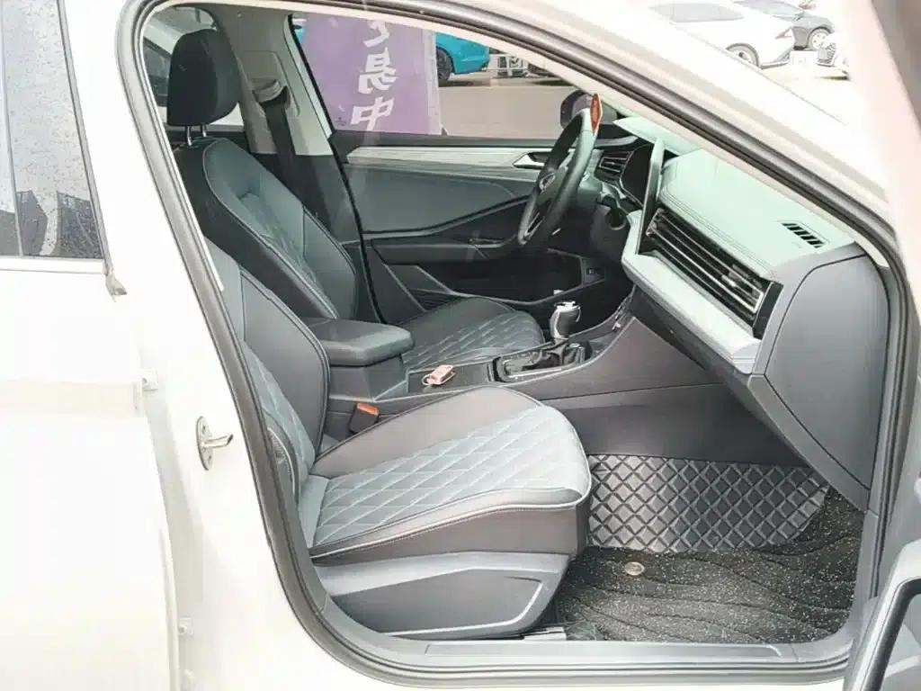 2023 Volkswagen Sagitar 300TSI DSG Super Edition — миниатюра 25