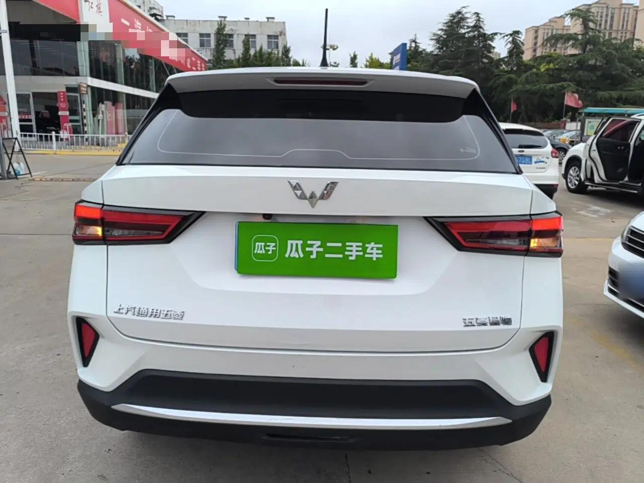Wuling Alvez 2022 1.5L Manual Free-Style Model — миниатюра 5