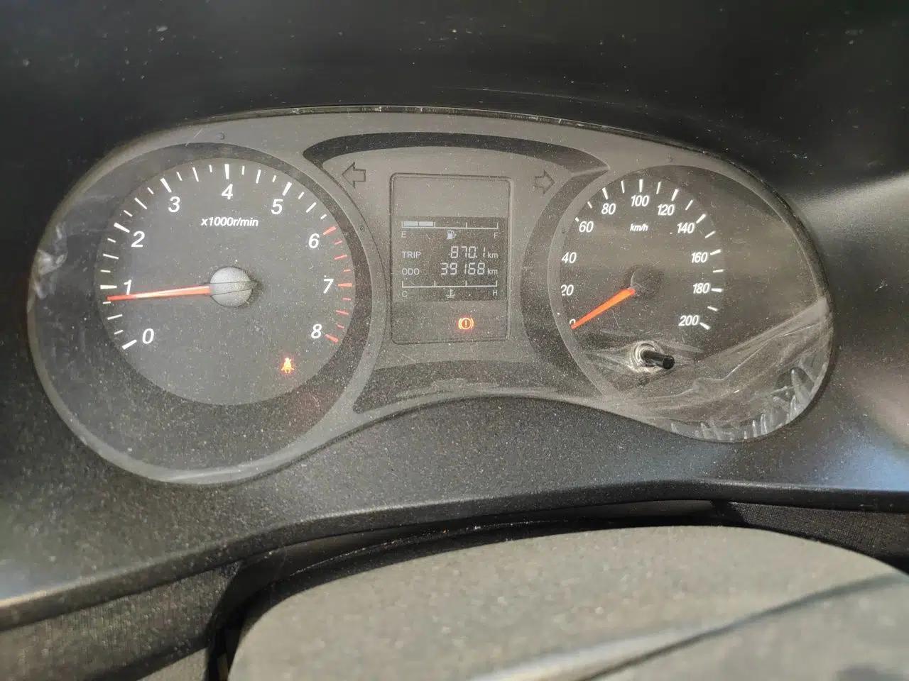 Wuling Hongguang PLUS 2020 1.5L Manual Standard Edition 5 Seats — миниатюра 12