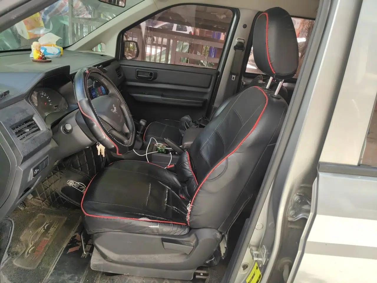Wuling Hongguang PLUS 2020 1.5L Manual Standard Edition 5 Seats — миниатюра 15