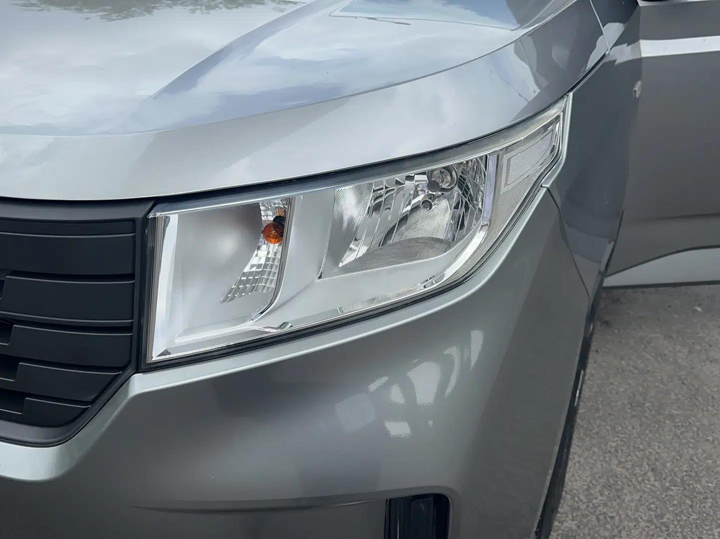 Wuling Hongguang PLUS 2020 1.5L Manual Standard Edition 5 Seats — миниатюра 8