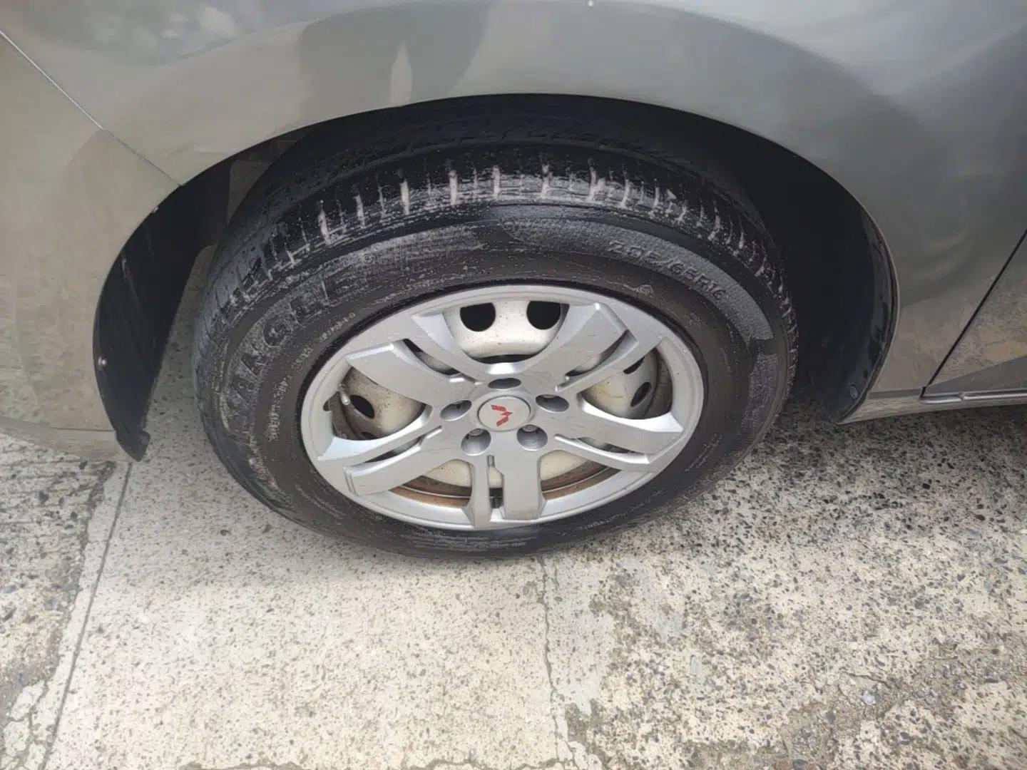 Wuling Hongguang PLUS 2020 1.5L Manual Standard Edition 5 Seats — миниатюра 10