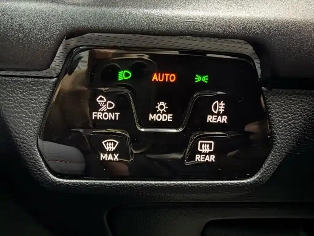 Lamando 2022 Lamando L 280TSI DSG Hot Edition — миниатюра 15