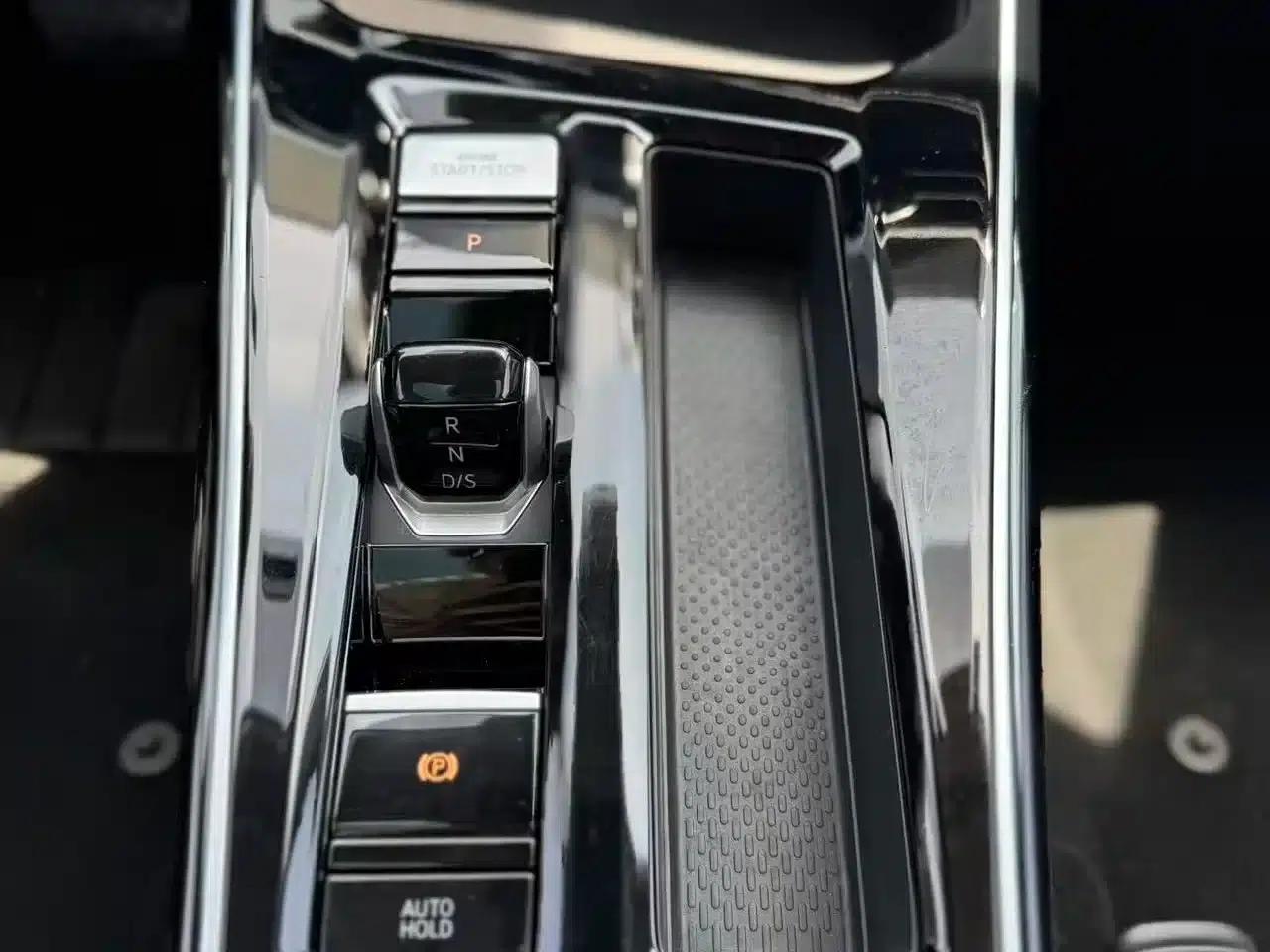 Lamando 2023 Lamando L 280TSI DSG Hot Edition — миниатюра 14