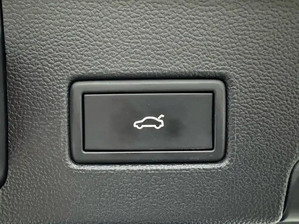 Lamando 2022 Lamando L 280TSI DSG Hot Edition — миниатюра 17