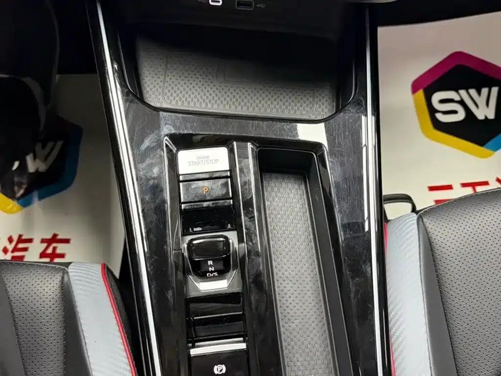 Lamando 2023 Lamando L 280TSI DSG Hot Edition — миниатюра 19