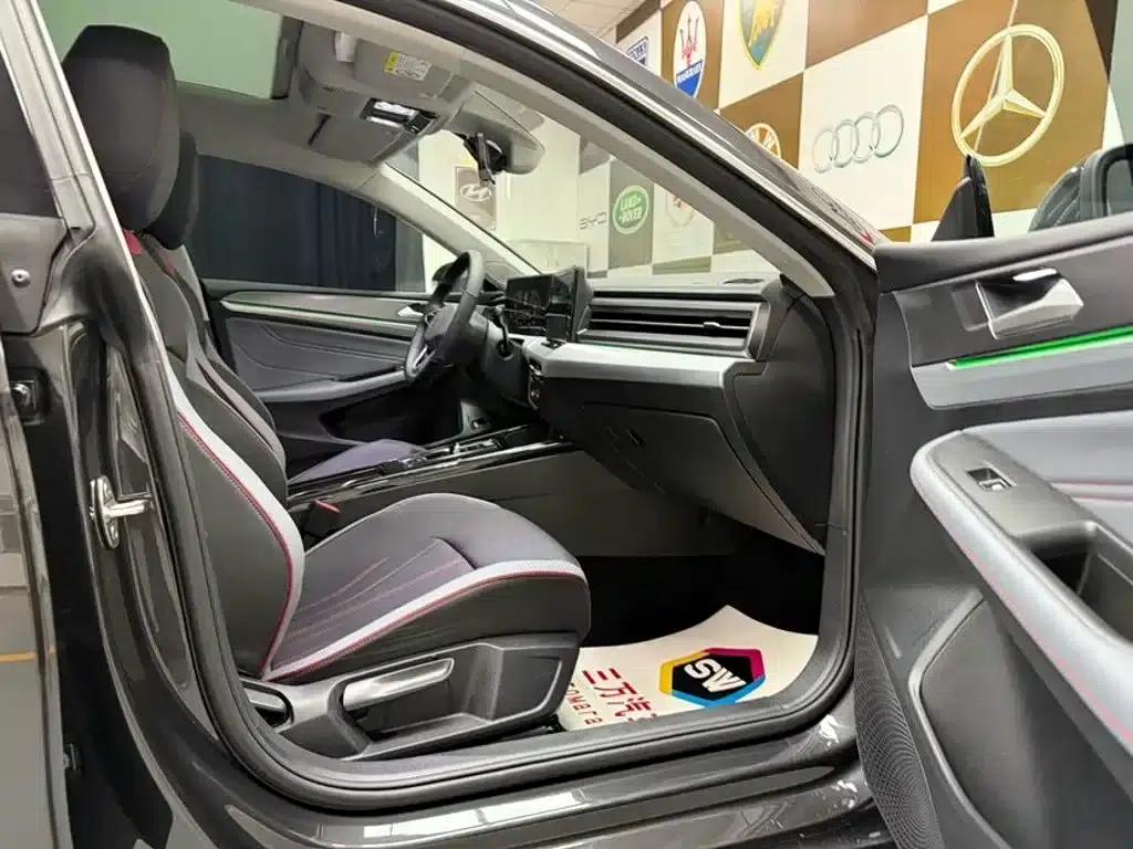 Lamando 2023 Lamando L 280TSI DSG Hot Edition — миниатюра 10