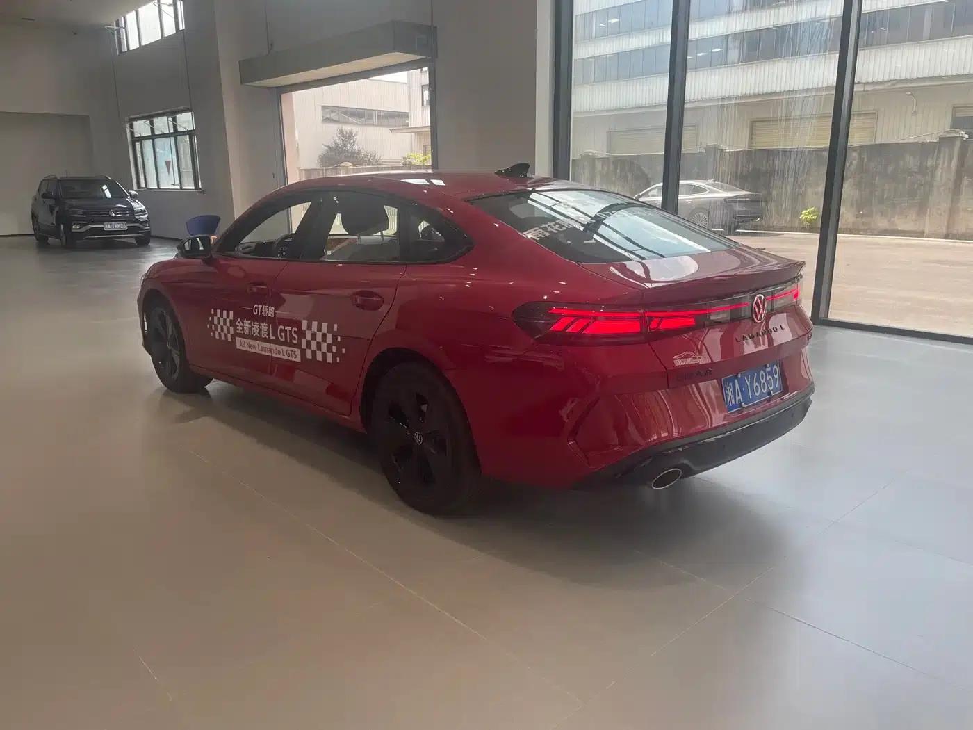 Lamando 2026 Model, Lamando L GTS 380TSI Lingfeng Millionth Anniversary Edition — миниатюра 12