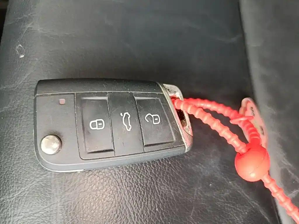 Lamando 2015 280TSI DSG Comfort Edition — миниатюра 9