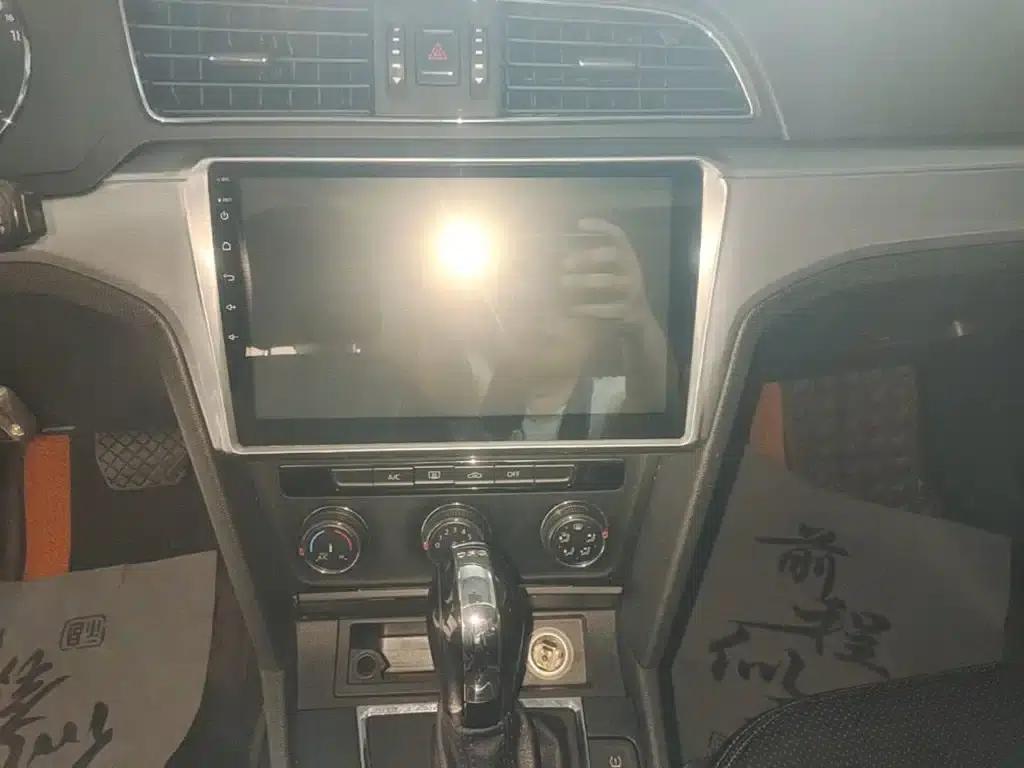Lamando 2018 230TSI DSG Fashion Edition — миниатюра 13