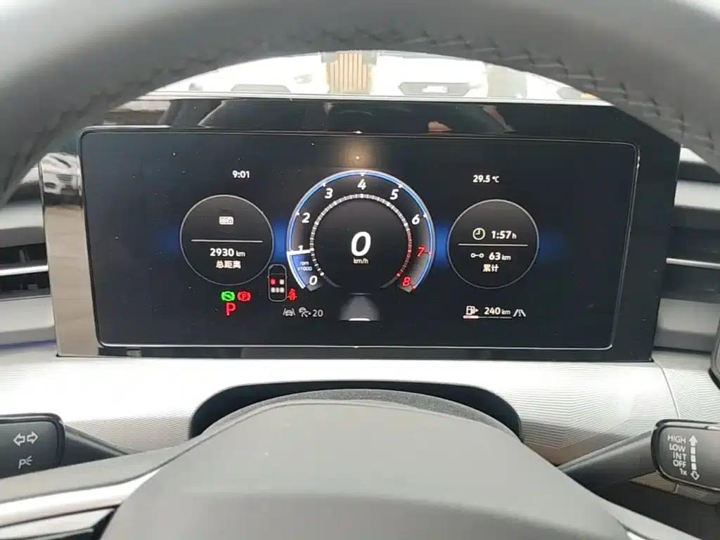 2026 Lamando L 300TSI Lingfeng Edition — миниатюра 12